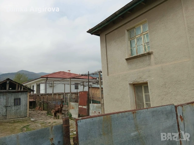 продава се къща с двор в с. Новаково, обл. Пловдив, снимка 10 - Къщи - 54191540