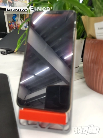 iPhone 11 Pro Max 256 GB, снимка 2 - Apple iPhone - 54991016