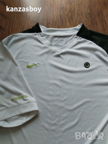nike total 90 - страхотна мъжка тениска КАТО НОВА L, снимка 2 - Тениски - 54948500
