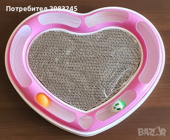 Интерактивна играчка за котки с драскалка
