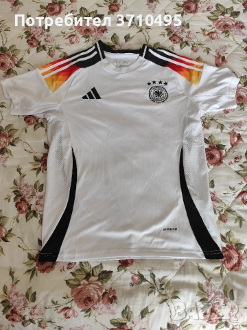 ПРОДАВАМ ФЛАНЕЛКА ADIDAS НА ГЕРМАНИЯ 