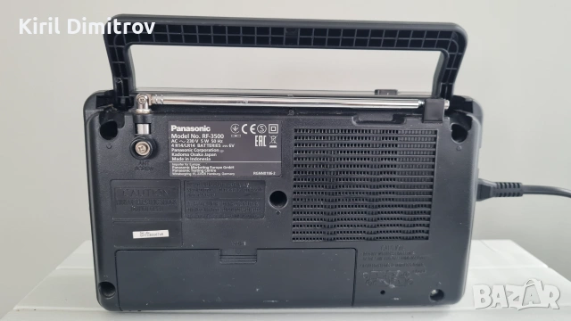 портативно радио Panasonic RF-3500, снимка 5 - Радиокасетофони, транзистори - 55136583