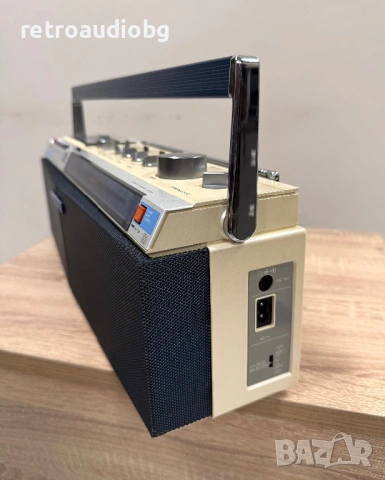 Много рядък колекционерски радиокасетофон Aiwa CS-500E (1982 г.), снимка 8 - Радиокасетофони, транзистори - 54559501