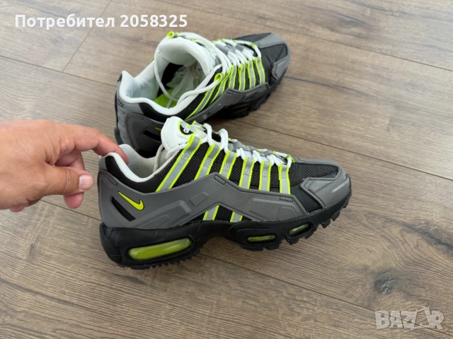 Оригинален! Брутален Nike Air Max 95 NDSTRKT - 40 номер, снимка 2 - Маратонки - 54579227