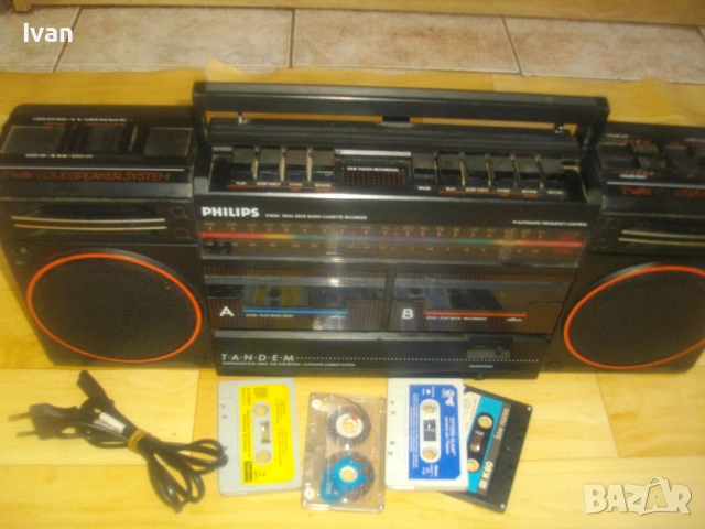 ВИНТИДЖ ОТ 1984г. PHILIPS TANDEM D 8334 BLACK DUAL DECK RADIO CASSETTE RECORDER ОТЛИЧНО СЪСТОЯНИЕ , снимка 2 - Радиокасетофони, транзистори - 54875345