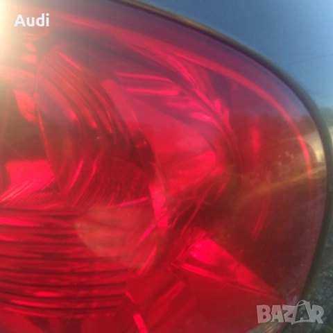 Външни и вътрешни стопове  за VW TOUAREG 2004г. Двата външни стопа имат по една пукнатина. , снимка 3 - Части - 55236243
