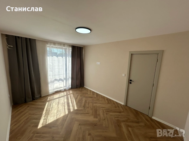 Собственик продава 3 стаен апартамент в кв. Възраждане 2, снимка 7 - Апартаменти - 54115034