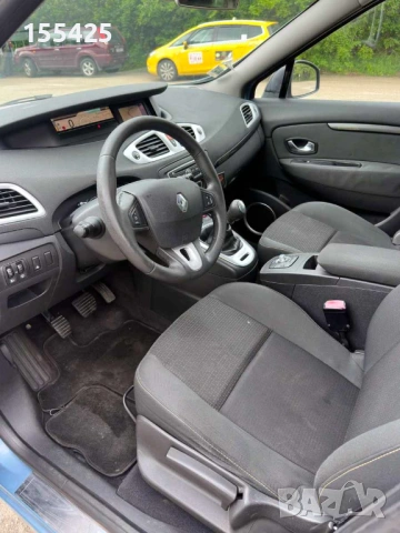 Renault Scenic 1.4tce 16v, снимка 12 - Автомобили и джипове - 54489844