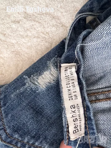 Дамски дънков гащеризон на Bershka, снимка 4 - Гащеризони - 55405491