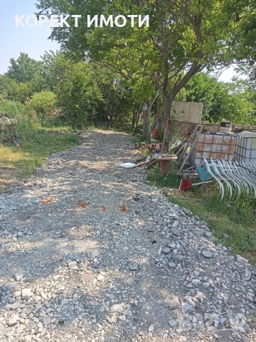 ПРОДАВА парцел в кв. Еверест, снимка 4 - Парцели - 53094499