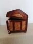 Впечатляващо ръчно изработено дървено  ковчеже идеално за съхранение на бижута., снимка 2