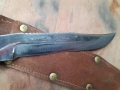 Страхотен ловен нож гравиран и надписан с кожена кания, снимка 2
