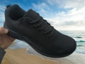 Дишащи олекотени мъжки маратонки в черно., снимка 2