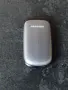 Сгъвам телефон Samsung GT-E1150i със зарядно, снимка 1
