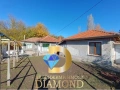 Три къщи в един двор в село Драгойново, общ. Първомай, снимка 1
