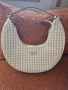 Продавам нова чанта Guess, снимка 5
