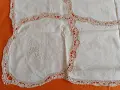 Битови, бродирани карета за маса , снимка 9