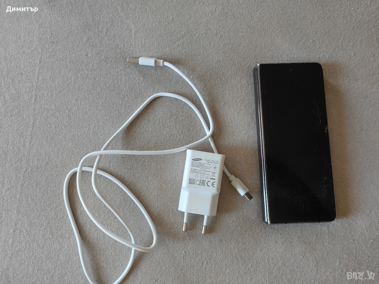 Продавам Samsung galaxy Z fold4, снимка 1