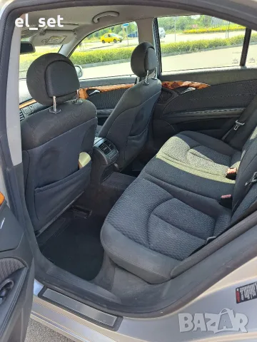 Мерцедес Е220 W211, снимка 8 - Автомобили и джипове - 55578799