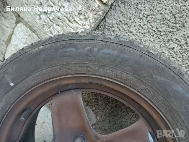 Зимни гуми Nokian, снимка 8 - Гуми и джанти - 55430781