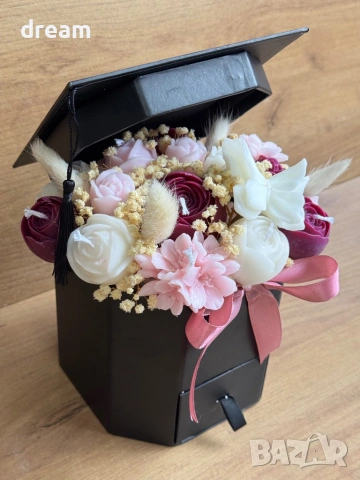 Букети за абитуриенти, снимка 13 - Подаръци за жени - 54273739
