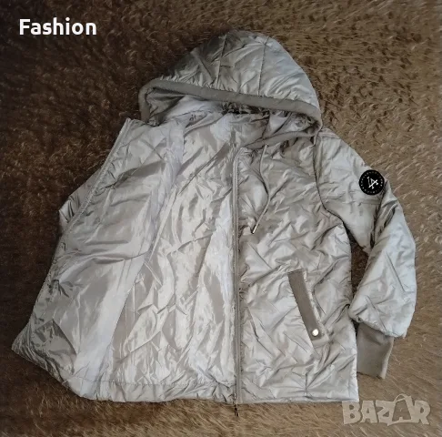 Продавам есенно Яке, снимка 2 - Якета - 55428301
