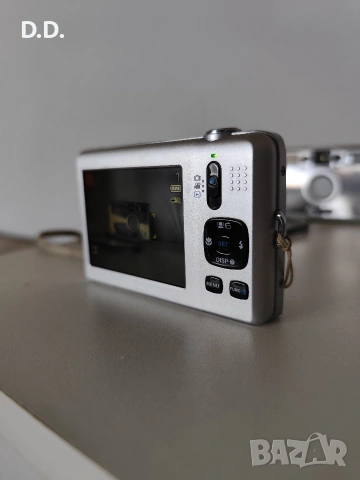 Дигитален фотоапарат Medion 12MP, снимка 5 - Фотоапарати - 54518955