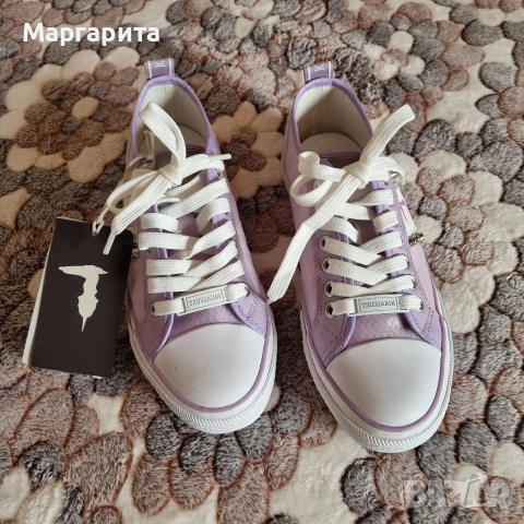 Спортни обувки Нови, снимка 2 - Дамски ежедневни обувки - 54009441