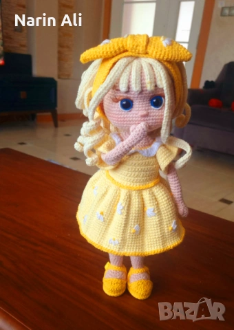 Ръчно плетена кукла