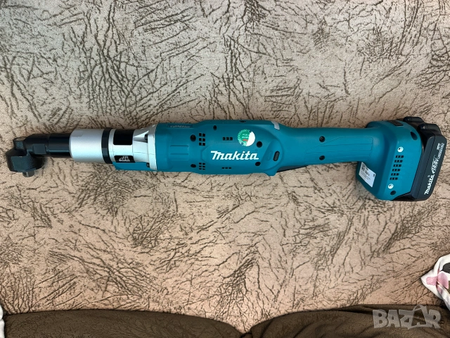 Акумулаторен безчетков ъглов гайковерт Makita DFL302FZ, LXT, 14.4 V, 3/8", 30 Nm, 
