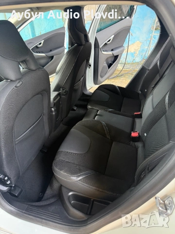 Volvo V40 V 40 T4 BENZIN, снимка 9 - Автомобили и джипове - 54682423