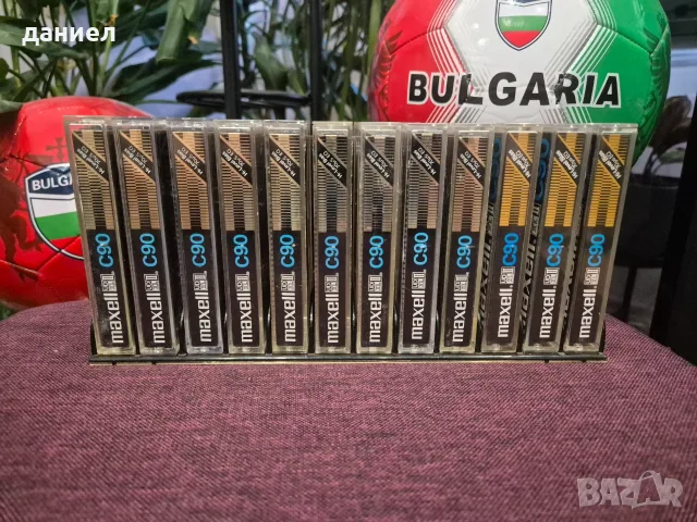 12 бр. качествени аудио касети MAXELL UD XLII C90 - TYPE II - Made in Japan - като нови + подарък