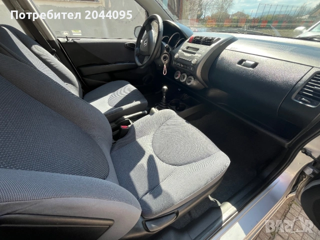 Регистрирана и обслужена Honda Jazz, снимка 7 - Автомобили и джипове - 54181251