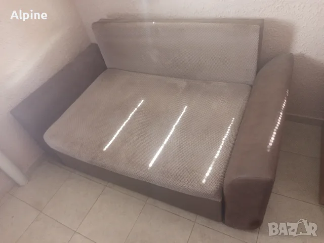 Разтегателен диван 