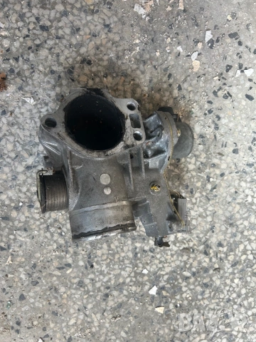 дросел клапа Toyota 3.0 D4D j120 26100-30030 throttle body, снимка 3 - Части - 54730690