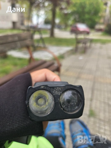 Фар за велосипед , снимка 2 - Аксесоари за велосипеди - 54351882
