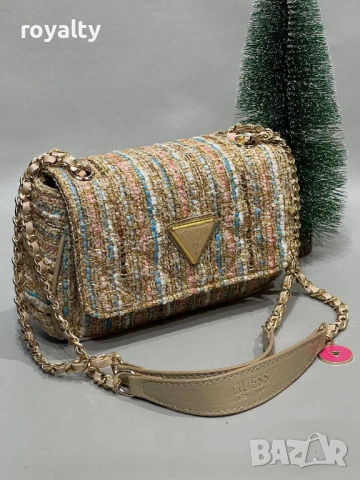 Guess Нова Дамска Чанта Гес Различни Цветове , снимка 6 - Чанти - 54649625