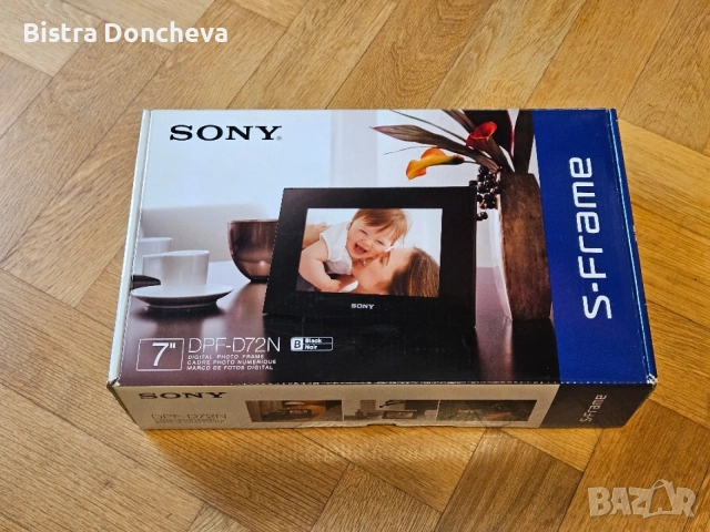 Дигитална фоторамка Sony, 7 инча, нова