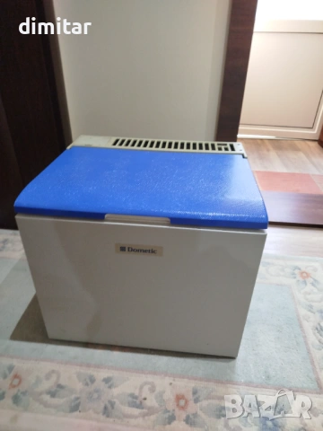 Амонячен хладилник DOMETIC -12/220 V - GAZ, снимка 10 - Хладилни чанти - 54421240