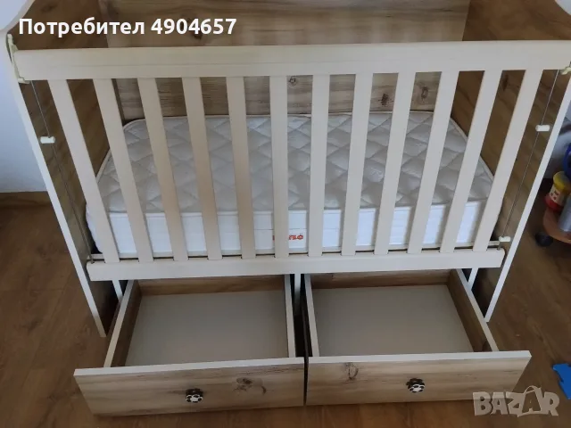 Дървена бебешка кошара с люлка + НЕПОЛЗВАН матрак и чекмеджета, снимка 3 - Бебешки легла и матраци - 55500549