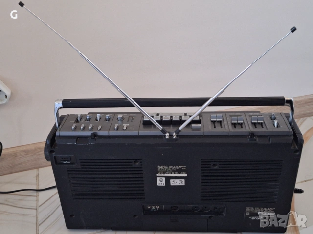 Стерео радиокасетофон Sharp GF-9191HB. Като нов., снимка 10 - Радиокасетофони, транзистори - 54899050