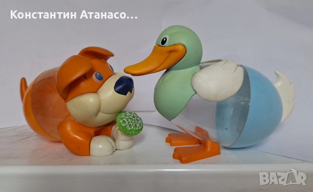 Киндер кученце и пате касичка
