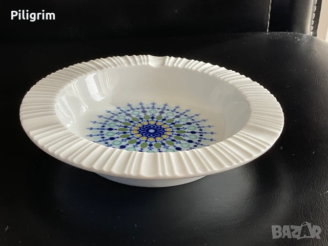 Винтидж порцеланов пепелник, произведен от Thomas Germany (Rosenthal Group), 1970 г., снимка 2 - Колекции - 55147114