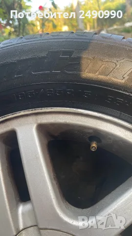 Джанти от форд 195/65R15, снимка 2 - Гуми и джанти - 55630176