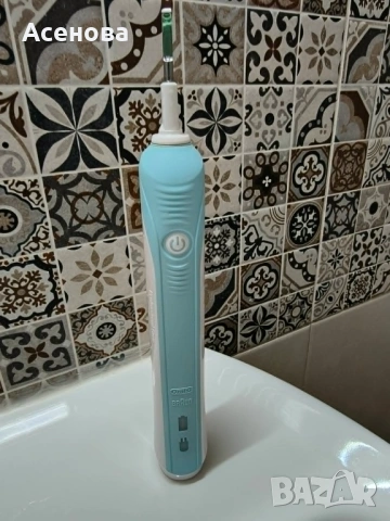 Електрическа четка за зъби Oral-B Professional Care, снимка 2 - Друга електроника - 54720217