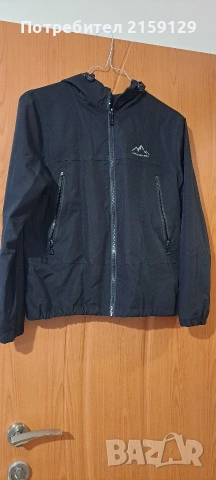 Ветровка Zara за момче, снимка 4 - Детски якета и елеци - 54026952