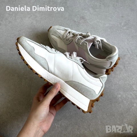Дамски маратонки New Balance 327, снимка 4 - Маратонки - 55274161