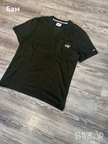 Оригинална мъжка тениска Tommy Hilfiger Pocket Tee размер ХЛ, снимка 2 - Тениски - 54443094