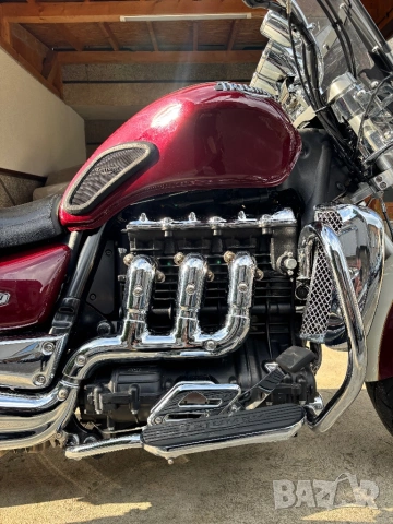 Triumph Rocket 3 Classic 2006 , снимка 5 - Мотоциклети и мототехника - 54774433