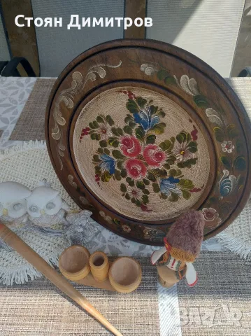 Красиви старинни предмети,дървена чиния диам.50см, вретено ,човече в народна носия,два бухали,солниц, снимка 10 - Антикварни и старинни предмети - 55338082